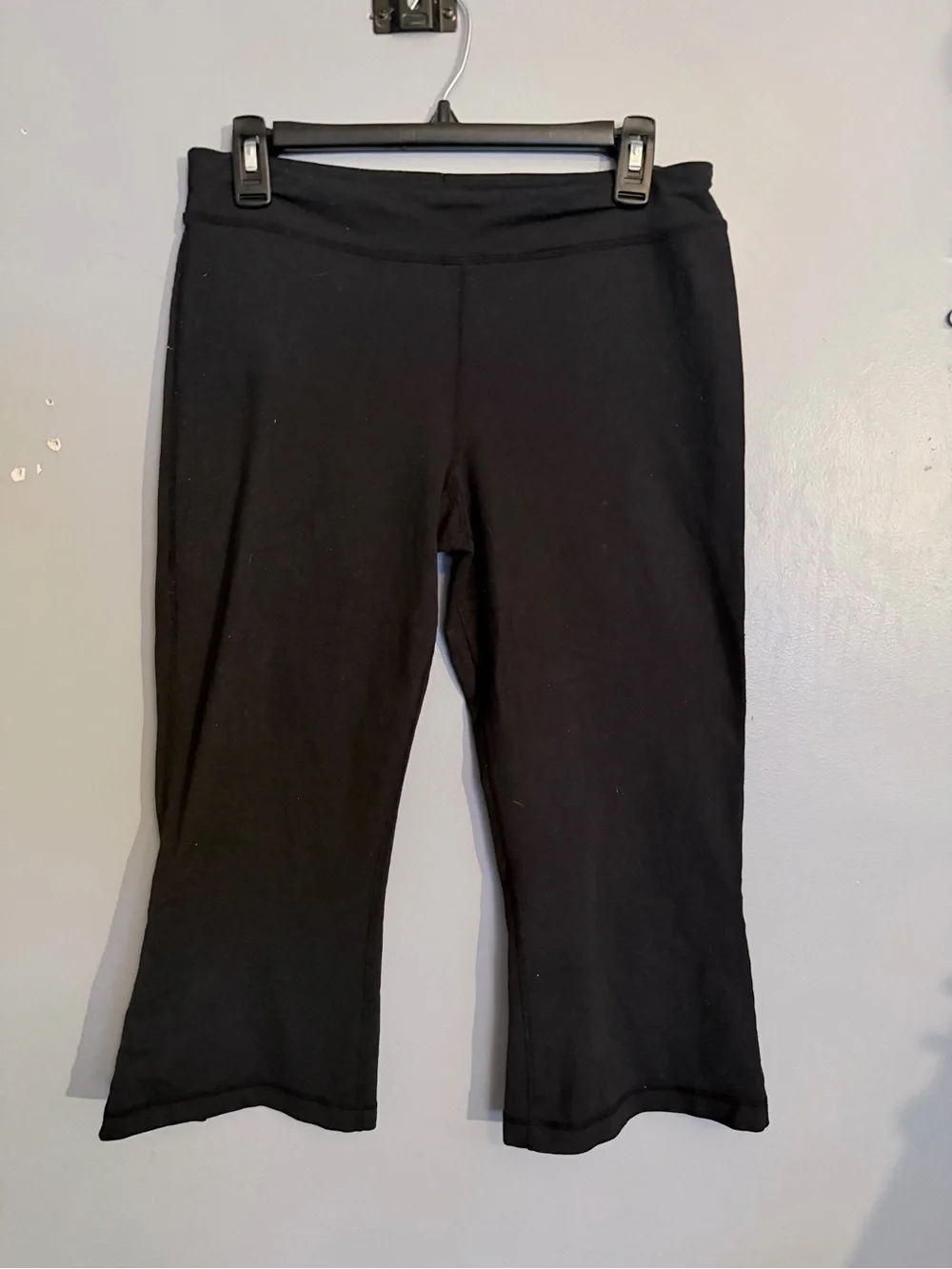 Lululemon Black Capri Leggings great condition size large